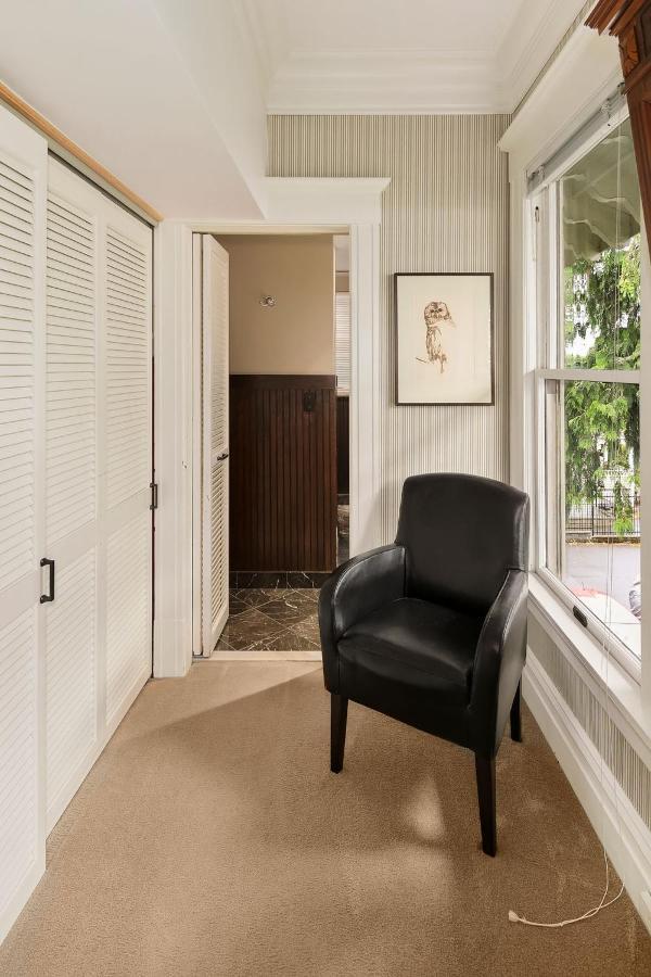 Seattle Gaslight Inn Εξωτερικό φωτογραφία
