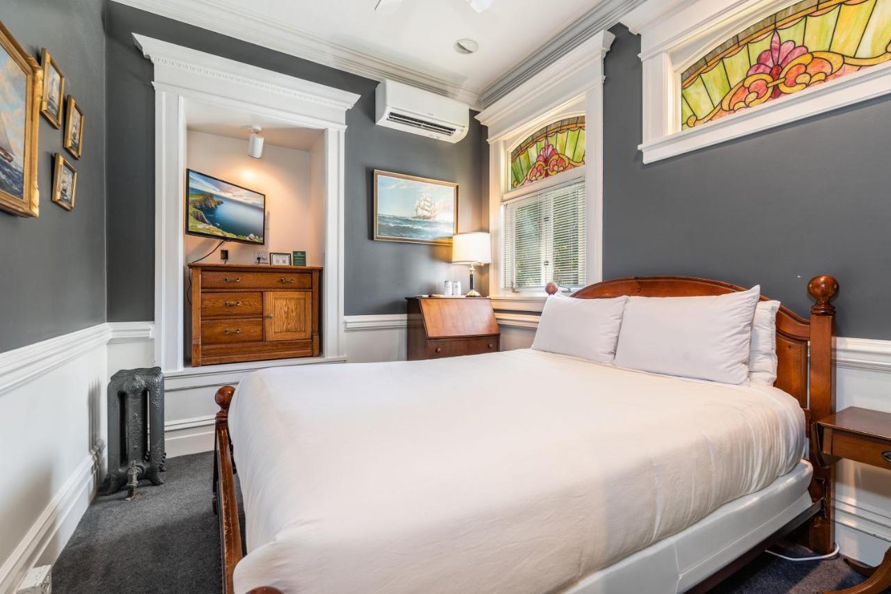 Seattle Gaslight Inn Εξωτερικό φωτογραφία