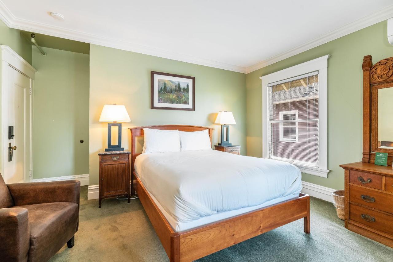 Seattle Gaslight Inn Εξωτερικό φωτογραφία