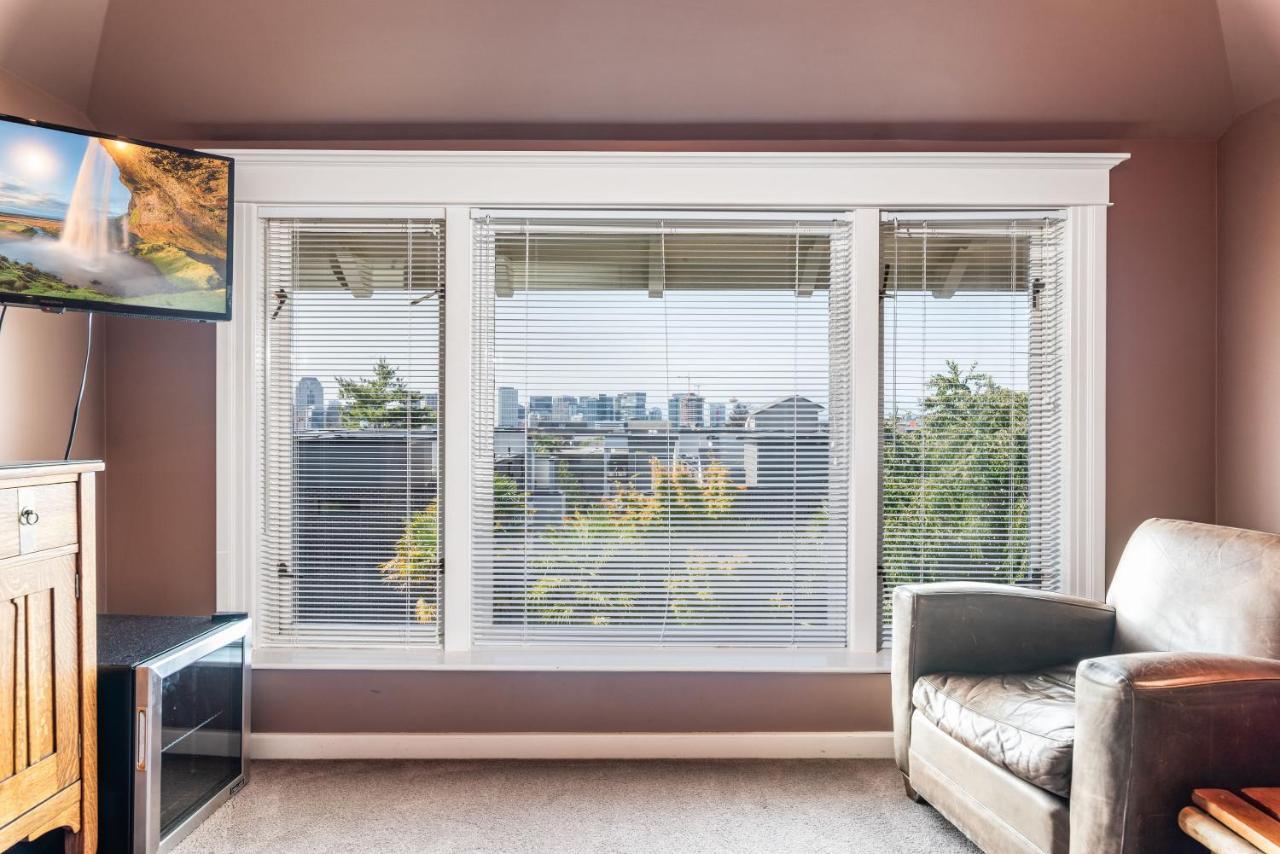 Seattle Gaslight Inn Εξωτερικό φωτογραφία