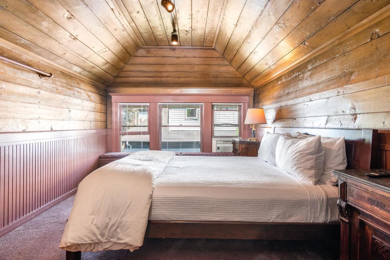 Seattle Gaslight Inn Εξωτερικό φωτογραφία