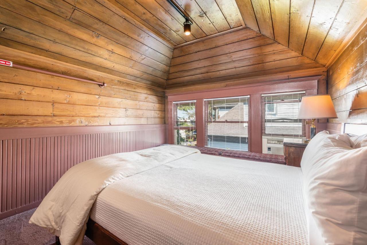 Seattle Gaslight Inn Εξωτερικό φωτογραφία