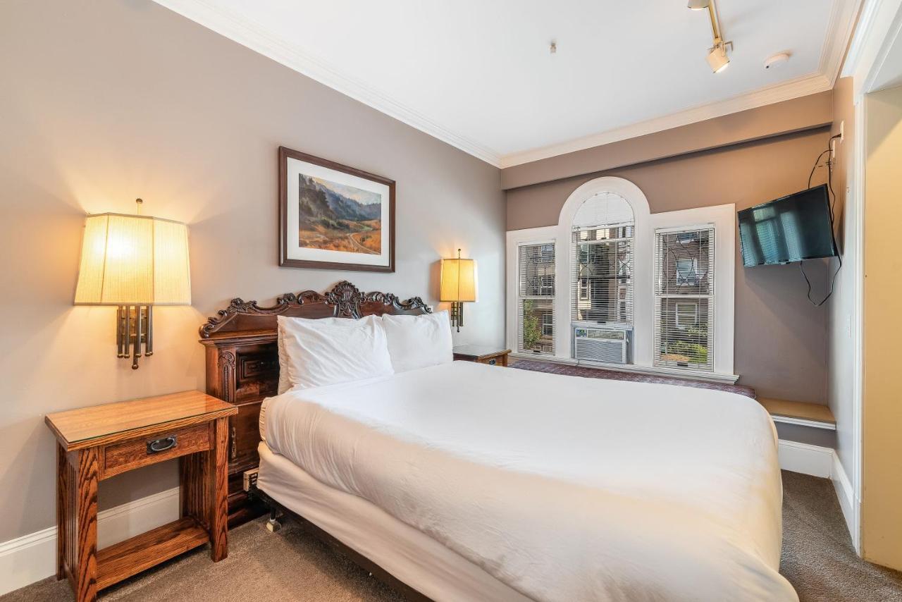 Seattle Gaslight Inn Εξωτερικό φωτογραφία